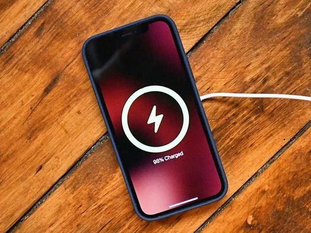 云溪苹果手机维修分享iPhone 12可以随便充电吗 